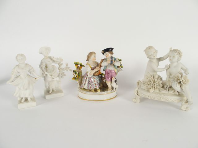 Groupe en porcelaine de Saxe polychrome fin XIXème "Enfants musiciens"