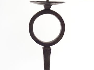 Lampadaire contemporain en fer forgé.
