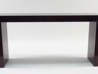 Vente aux enchères Console moderne en placage de palissandre.