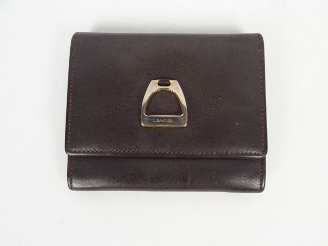 LANCEL. Porte-monnaie en cuir.