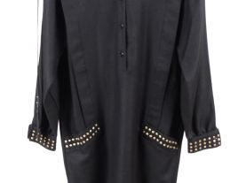 BALENCIAGA. Robe noire, épaulettes,manches et ouvertures des poches cl