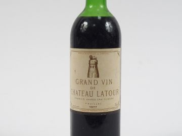 1 BOUTEILLE CHÂTEAU LATOUR 1er GCC PAUILLAC - 1977 -MEP/BEP