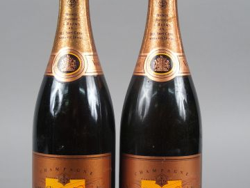 2 BOUTEILLES CHAMPAGNE VEUVE CLICQUOT ROSE - 1996