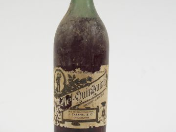 1 TRES VIEILLE BOUTEILLE ST ABEL (QUINQUINA) - EA