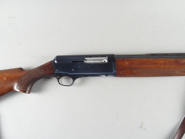 117,1 Fusil semi automatique Franchi Verney-Carron à recul de canon, b
