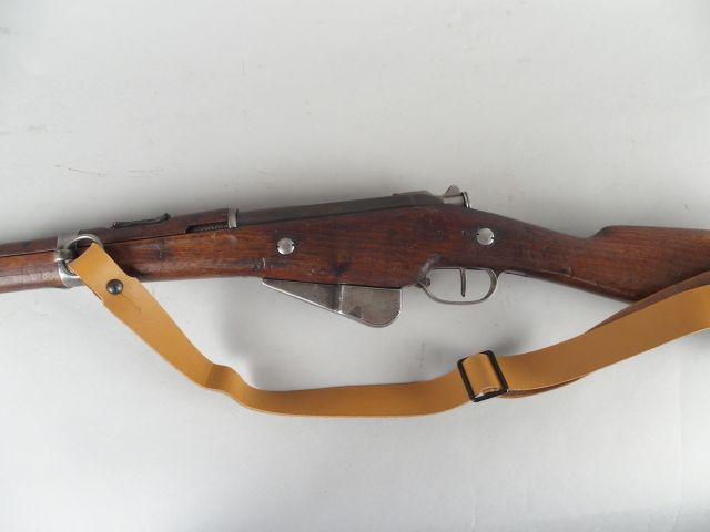 141- Mousqueton Français modèle 1892/16 calibre 8/348 Winchester (à vé