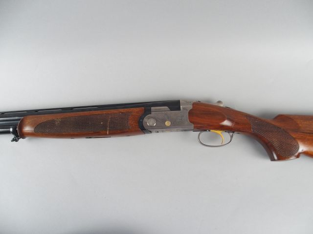 196- Fusil superposé BERETTA modèle « Ultra Light », calibre 12/70, mo