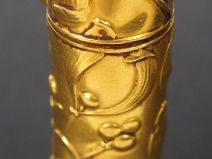 Flacon à odeur en or jaune. Poids tel: 17,7gr