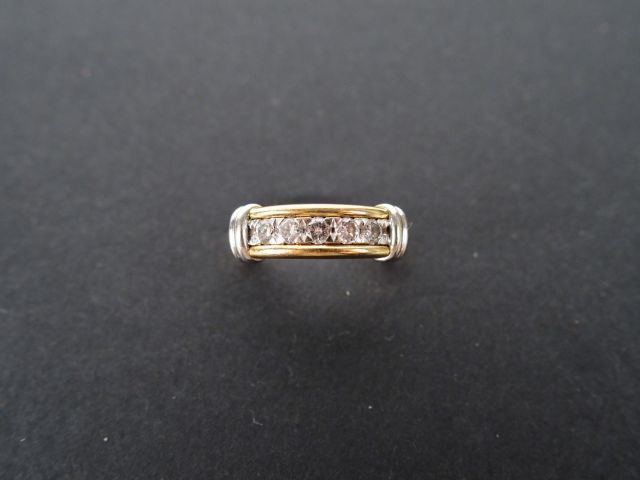 Alliance monture or jaune et or blanc, ornée de 5 brillants de 0,10cts