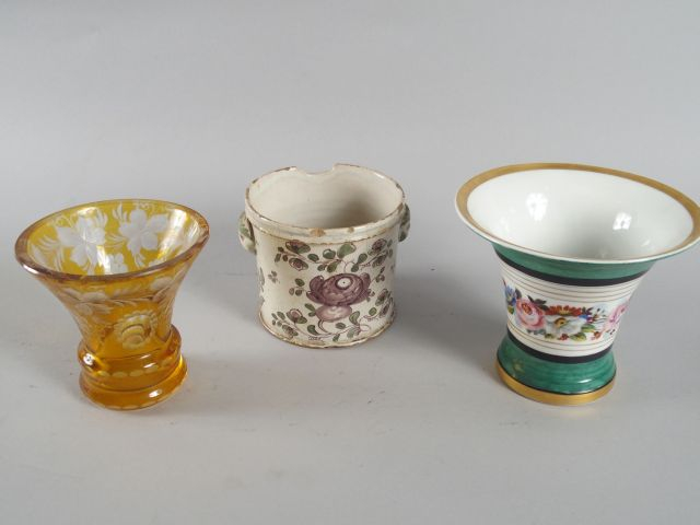 Rafraichissoir en faïence du Sud Ouest, fin XVIII ème, décor polychrom