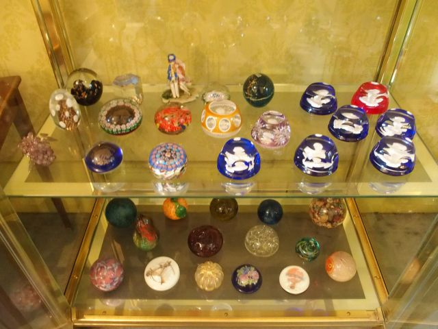 8 sulfures et de boules presse papiers