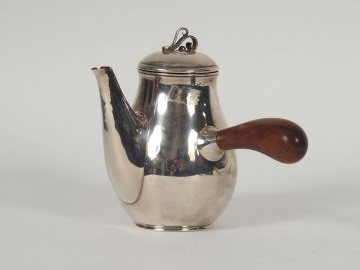 Verseuse Art Nouveau en argent, prise latérale en palissandre. Danemar