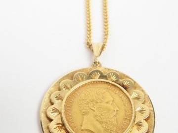Pièce de 20 Francs or, Leopold II 1875, jolie monture en or jaune. On 