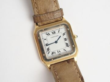 CARTIER. Montre de dame, boitier or jaune, modèle panthère, numérotée 