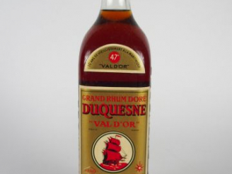 Vente aux enchères 1 BOUTEILLE RHUM DUQUESNE VAL D'OR 47°