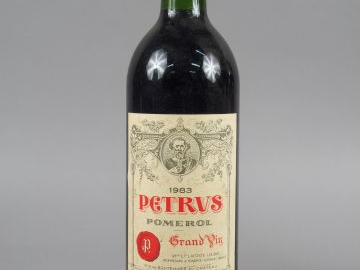 1 BOUTEILLE - PETRUS POMEROL - 1983