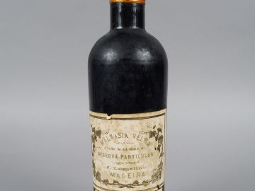 1 BOUTEILLE - MADERE MALVASIA VEILHA - 1881
