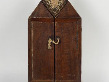 Triptyque en bois, ivoire et os sculpté à décor de scènes religieuses 