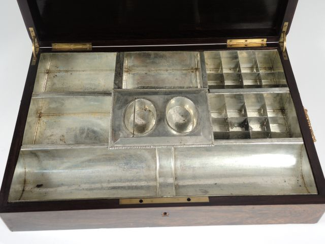 Grand coffret Napoléon III en palissandre et marqueterie de laiton à d