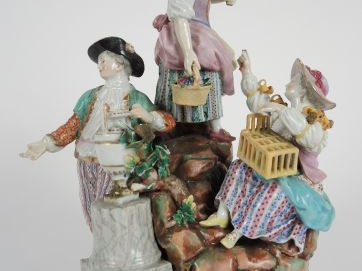 Groupe début XIXème en porcelaine polychrome de Meissen 'Personnages a