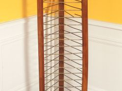 Porte-assiettes en acajou