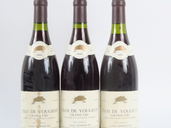 3 BOUTEILLES CLOS DE VOUGEOT GC LOUIS LE SANGLIER - 1986