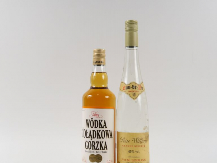 2 BOUTEILLES : 1 EAU DE VIE POIRE WILLIAMS 'GRANDE RÉSERVE' LEHMANN 45