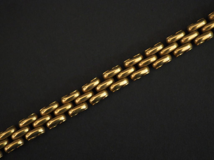 Collier "tank" en or jaune. Long. 41,5 cm  Larg. 1,2 cm  Poids : 81,70