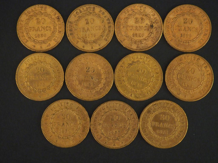 11 pièces de 20 Francs or : 1 de 1895, 1 de 1893, 1 de 1877, 2 de 1875