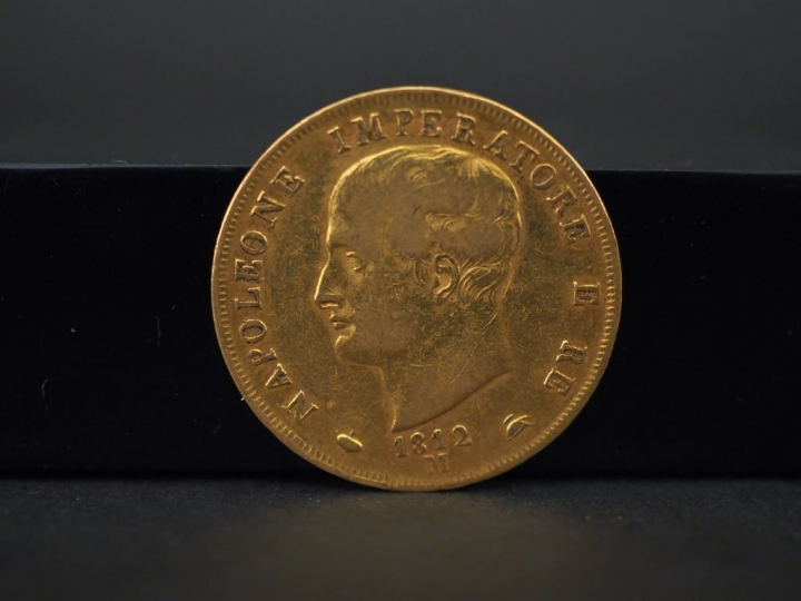Pièce de 40 lires or, 1812 M FRAIS ACHETEUR : 10 % HT   