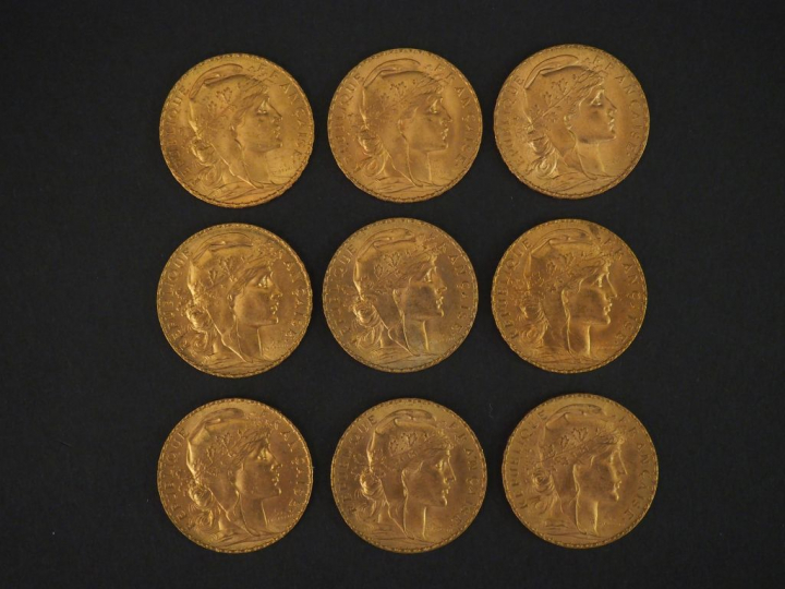 9 pièces de 20 Francs or, 1912 FRAIS ACHETEUR : 10 % HT   
