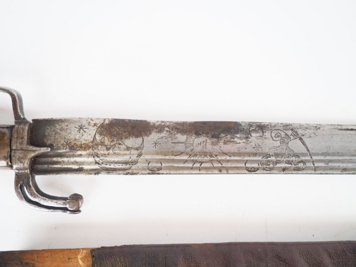 Sabre traditionnel marocain Nimcha lame forgée en Europe gorge avec be