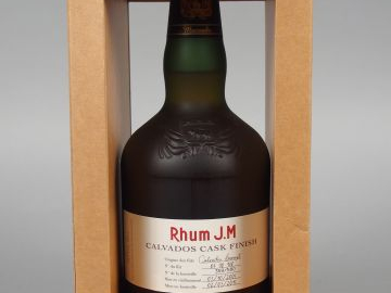 1 BOUTEILLE RHUM JM CALVADOS CASK FINISH 40,8° 50 CL - 2005