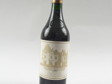 1 BOUTEILLE CHATEAU HAUT BRION 1ER GCC PESSAC LEOGNAN - 1985