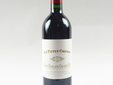 1 BOUTEILLE LE PETIT CHEVAL SECOND VIN DE CHEVAL BLANC 1ER GCC SAINT E