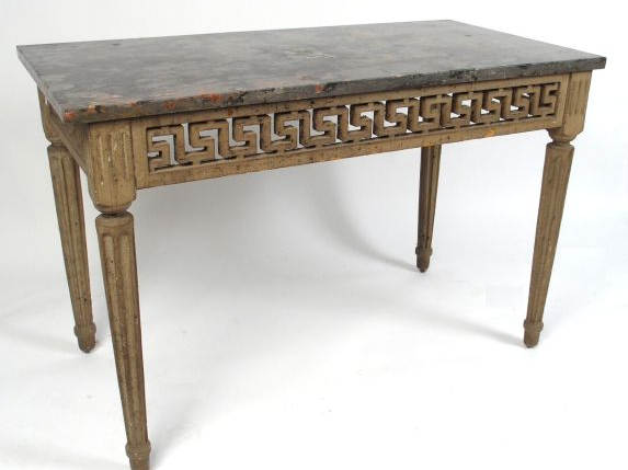 Console de style Louis XVI en bois laqué gris, ceinture ajourée à déco