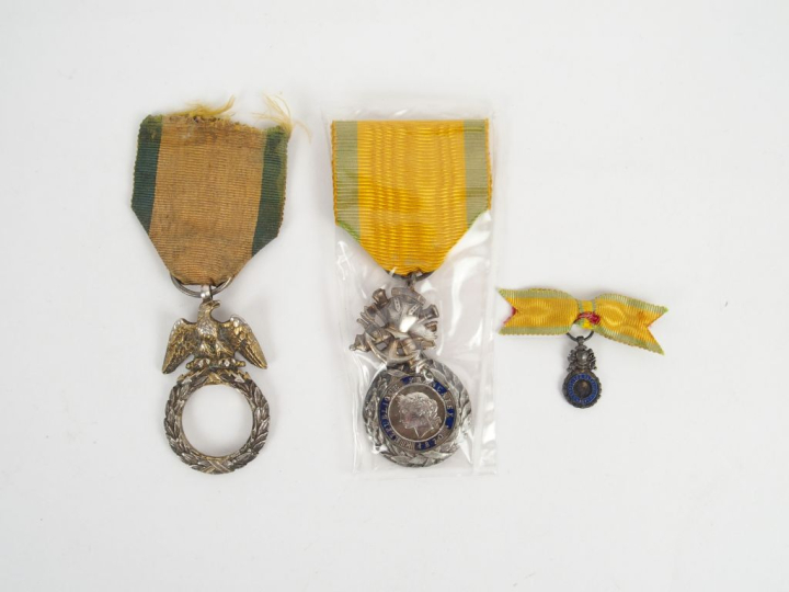 Lot de décorations françaises autour du thème de la médaille militaire
