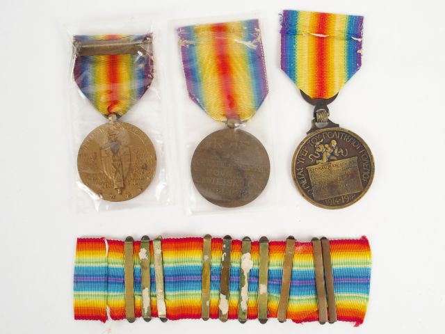 Lot de médailles interalliées comprenant: une grecque, une U.S, un lot