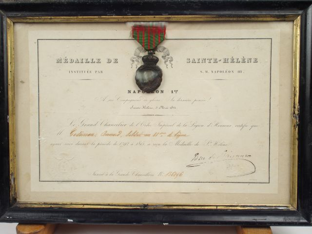 Cadre contenant un diplôme attribué à « Godinau Armand soldat au 81éme