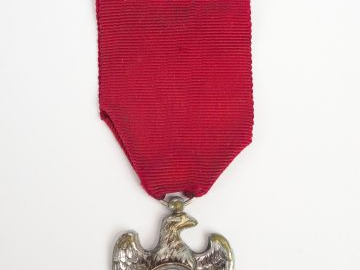 Médaille dite des débris de l’armée impériale, module à l’aigle impéri