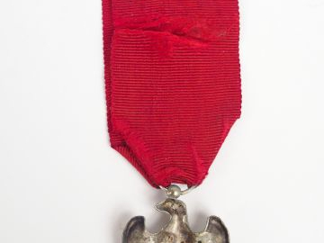 Médaille dite des débris de l’armée impériale, module à l’aigle impéri