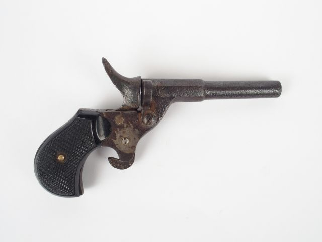 Petit pistolet de cycliste tir à blanc, canon perçé, crosse bec de cor