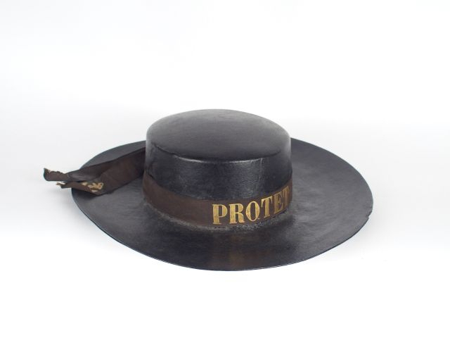 Chapeau de service d'homme d'équipage de la flotte, embouti d'une seul