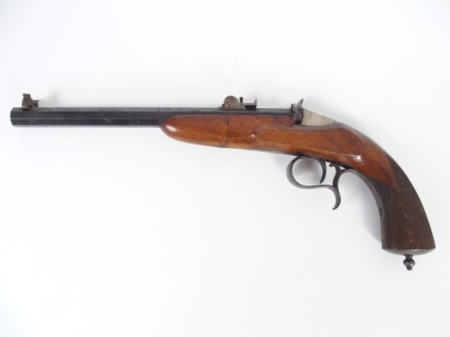 Grand pistolet de tir système  Flobert calibre 6mm canon octogonal ray