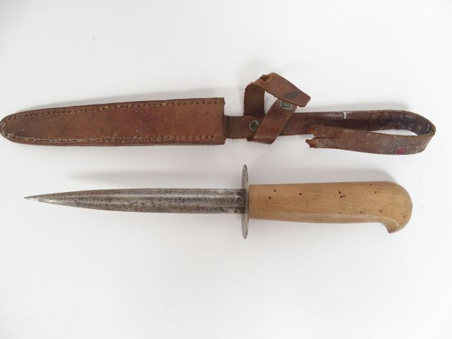 Couteau de combat Français de nécessité Coutrot numéro 6 poinçon du fa