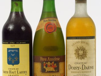 3 BOUTEILLES : 1 CHÂTEAU SMITH HAUT LAFITTE CC GRAVES 1977 - 1 CHATEAU