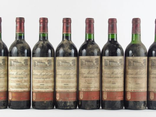 8 BOUTEILLES CHÂTEAU MONLOT CAPET ST EMILION GC - 4 de 1985 1 BG/1 HEP