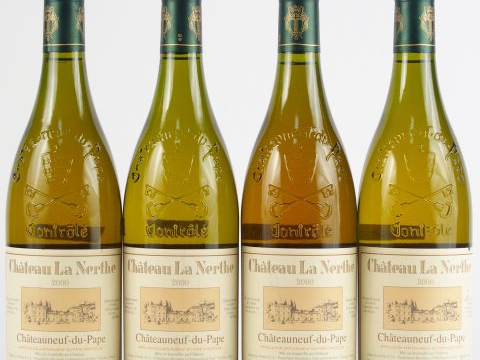 4 BOUTEILLES CHÂTEAU LA NERTHE BLANC CHATEAUNEUF DU PAPE - 2000