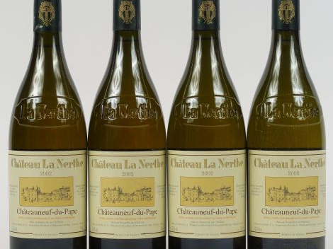 4 BOUTEILLES CHÂTEAU LA NERTHE BLANC CHATEAUNEUF DU PAPE - 2002