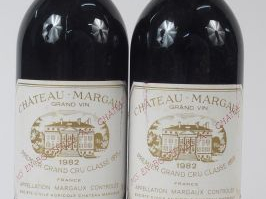 2 BOUTEILLES CHATEAU MARGAUX 1ER GCC - 1982 - BG